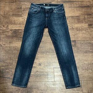 Kut from the Kloth Dark Blue Catherine Boyfriend Jeans Size 4